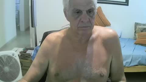 Snapshot of max_2017 chatting on 01-26-25, 07:41 max_2017 online show from 01-26-25, 07:41