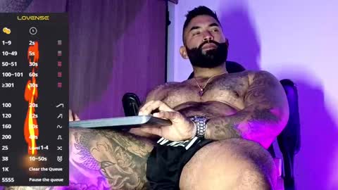 max__prada online show from 10-13-25, 02:11