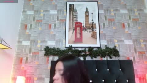 Max  Ashley online show from 01-04-25, 06:40