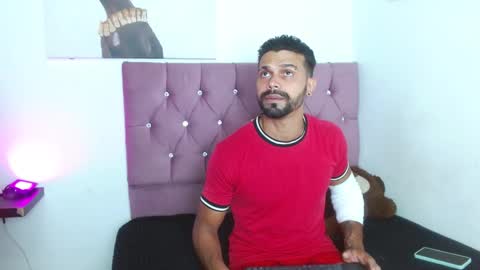 Max  Ashley online show from 10-05-25, 09:02