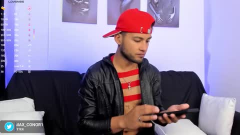 Snapshot of max_conor_ chatting on 11-13-25, 01:54 Max Conor online show from 11-13-25, 01:54