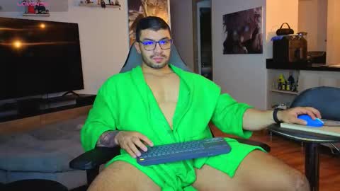 Max online show from 11-12-25, 02:34