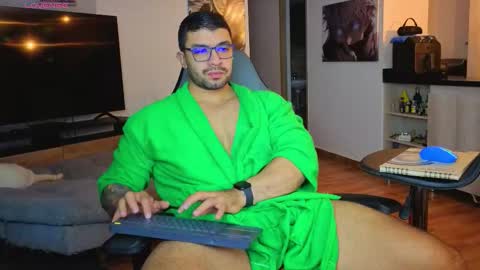 Max online show from 11-13-25, 03:05