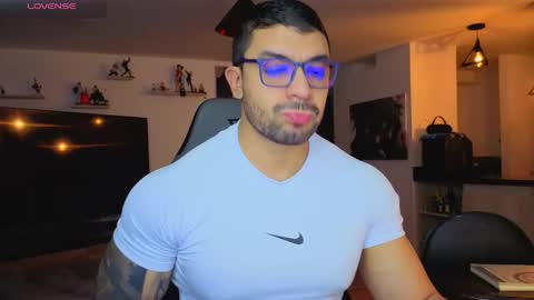 Max online show from 11-14-25, 03:16