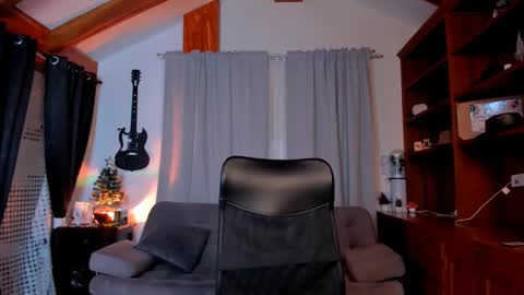 max D. online show from 01-06-25, 11:51