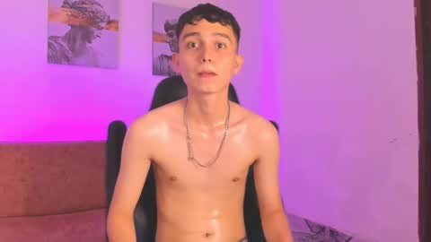 Snapshot of max_ferrer1 chatting on 02-05-26, 06:56 max_ferrer1 online show from 02-05-26, 06:56