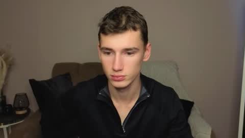 Max online show from 09-26-25, 07:12