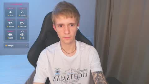 Snapshot of max_gen chatting on 02-24-25, 10:36 Max Gen with tats 24years And Ethan without tats 20 years online show from 02-24-25, 10:36