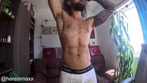 Max Follow me IGX hereismaxx online show from 10-25-25, 04:24