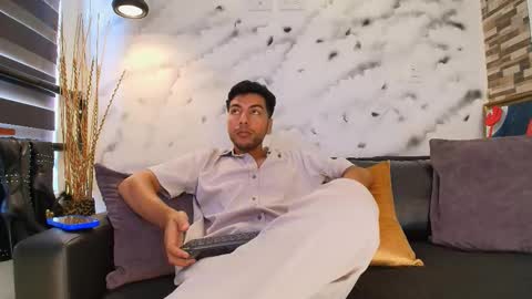 Max Hornye online show from 02-16-26, 06:59