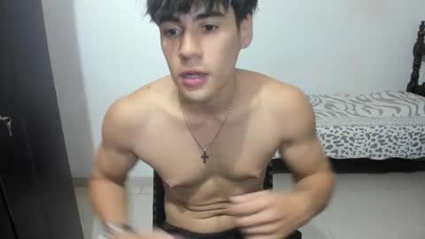 Max online show from 11-26-25, 12:22