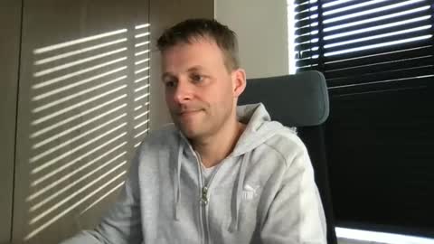 Max take off clothes online show from 03-06-26, 08:44