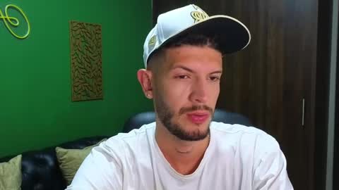 Max Taylor online show from 12-27-24, 06:14