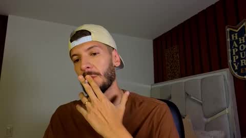 Max Taylor online show from 11-18-25, 03:23