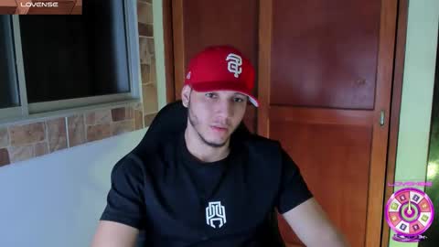 Snapshot of max_valiant1 chatting on 12-18-25, 04:29 max_valiant1 online show from 12-18-25, 04:29