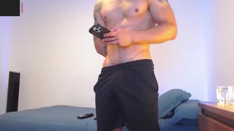 max_xl_ online show from 02-10-26, 03:05