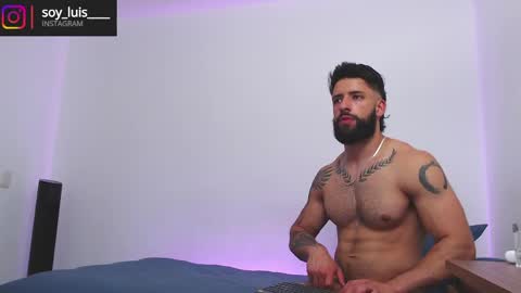 max_xl_ online show from 04-15-26, 02:51