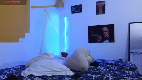 Snapshot of maxandalyn_ chatting on 01-29-25, 11:46 Max Dalyn online show from 01-29-25, 11:46