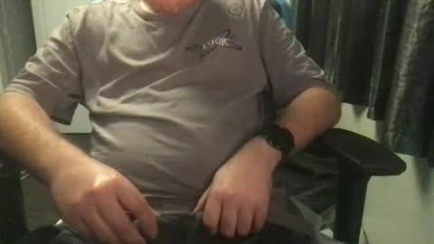 Max online show from 11-22-25, 08:13