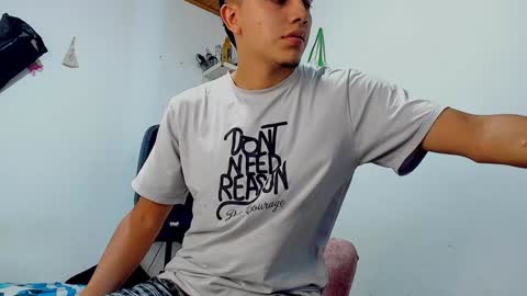 Max online show from 12-31-24, 05:22