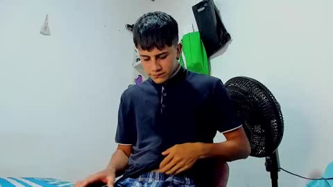 Max online show from 02-14-25, 11:42