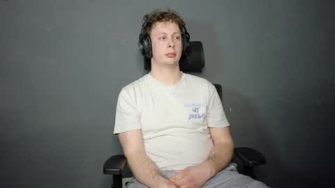 maxboner94 online show from 02-26-26, 05:01