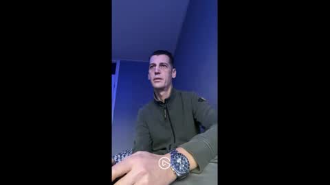 Max online show from 02-11-25, 12:05