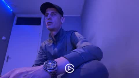 Max online show from 02-17-25, 06:48