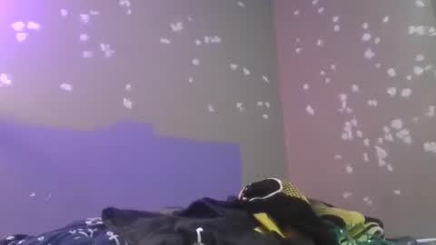 maxfishholer420 online show from 02-12-25, 11:51