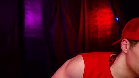 Snapshot of maxhughes chatting on 11-01-25, 01:40 Max Hughes online show from 11-01-25, 01:40