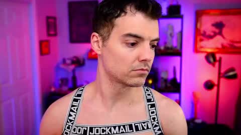 Snapshot of maxhughes chatting on 11-08-25, 04:23 Max Hughes online show from 11-08-25, 04:23