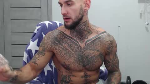 Snapshot of maxi_foxxx chatting on 11-11-25, 10:26 Maximus Fox online show from 11-11-25, 10:26