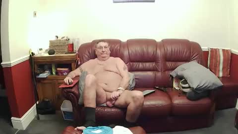 MAX online show from 02-19-26, 11:56