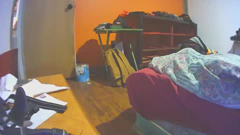 Snapshot of maxichaud chatting on 11-09-25, 08:56 Maxichaud online show from 11-09-25, 08:56