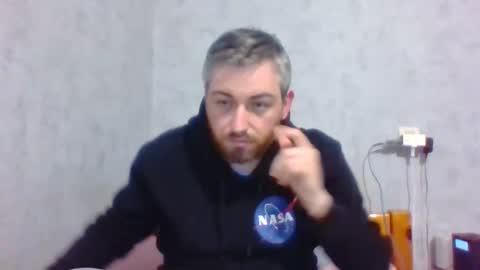 Maxime online show from 01-06-25, 07:24