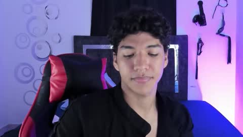 Snapshot of maximiliano_khalil chatting on 11-13-25, 07:46 Maximiliano online show from 11-13-25, 07:46