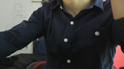 Snapshot of maximiliano_khalil chatting on 11-26-25, 07:37 Maximiliano online show from 11-26-25, 07:37