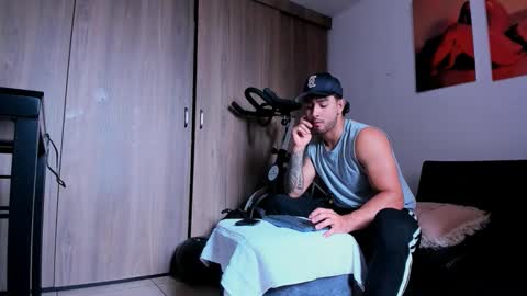 Maximo online show from 10-17-25, 02:30