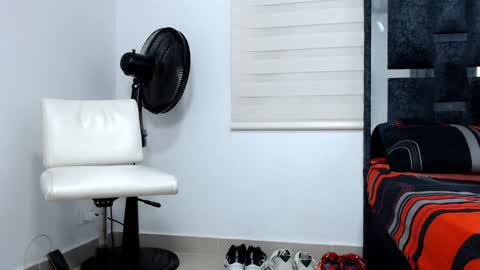 Snapshot of maximo_sebastian chatting on 01-19-25, 03:08 Maximo Sebastian online show from 01-19-25, 03:08