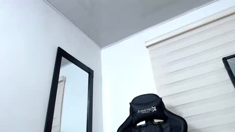 Snapshot of maximo_sebastian chatting on 02-20-25, 02:07 Maximo Sebastian online show from 02-20-25, 02:07