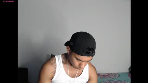 Maximo Aron Vega online show from 12-23-24, 12:30