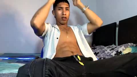 Snapshot of maximo_vega_new chatting on 03-11-25, 07:26 Maximo Aron Vega online show from 03-11-25, 07:26