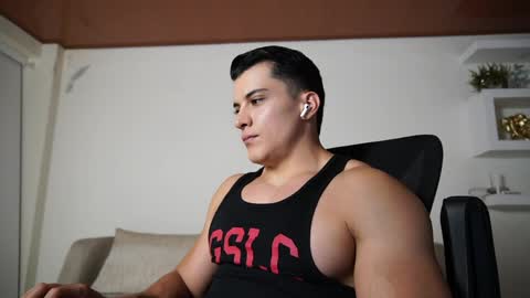 Sebastian online show from 04-01-26, 03:07