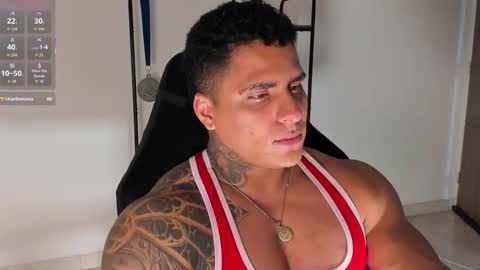 Snapshot of maximoscott_ chatting on 09-18-25, 07:38 Maximoscott online show from 09-18-25, 07:38