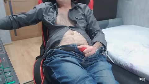 maximus3334 online show from 11-19-25, 02:28