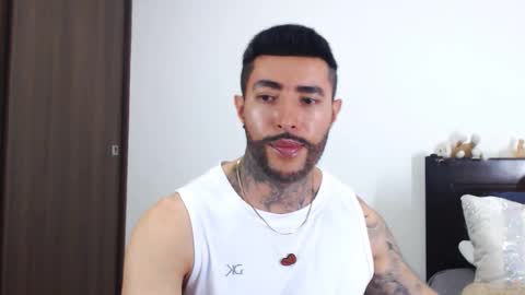 Independent Model online show from 12-10-24, 04:13