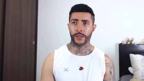 Independent Model online show from 12-10-24, 07:16