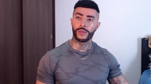 Independent Model online show from 01-09-25, 06:27