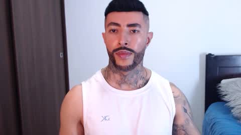 Independent Model online show from 01-25-25, 02:15