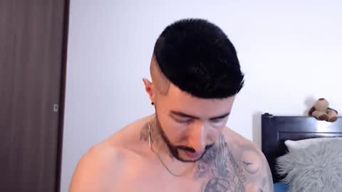 Independent Model online show from 02-02-25, 04:05